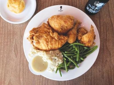Dell Rhea's Chicken Basket